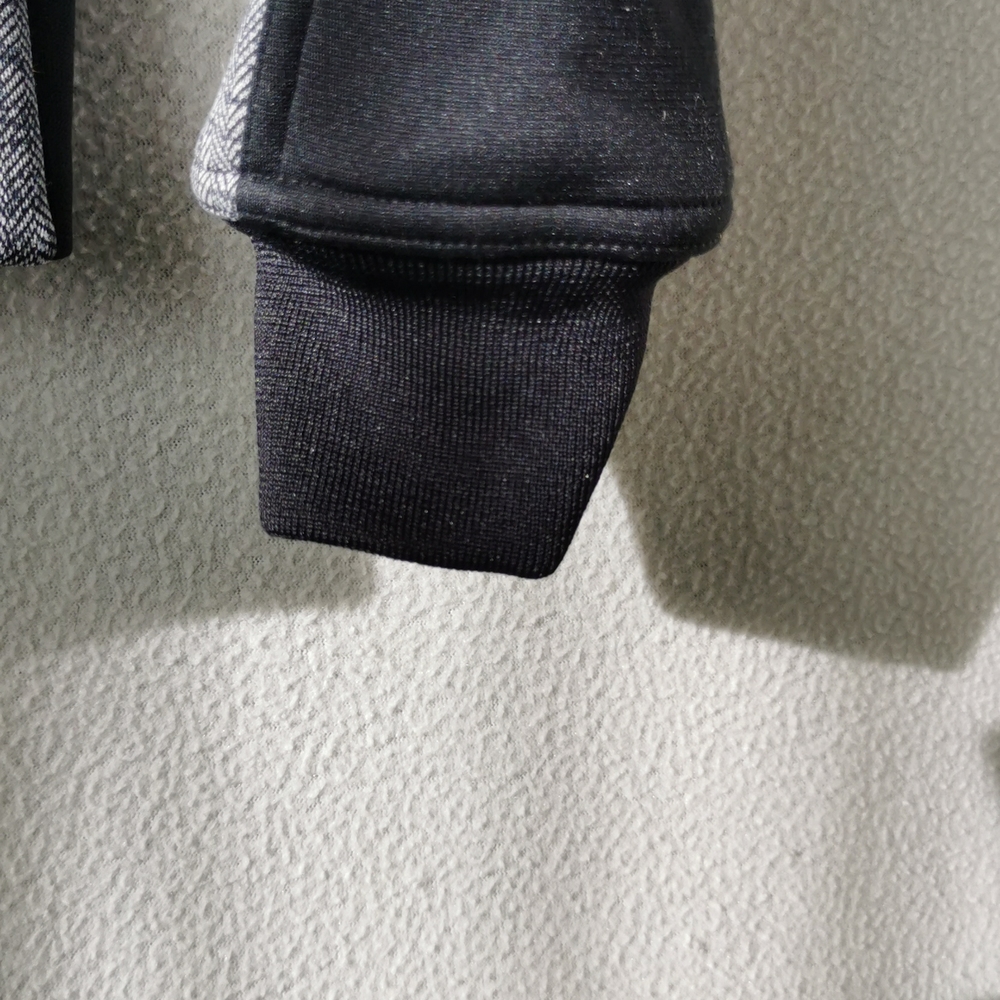 Under armour jacket - Picture 4 of 8